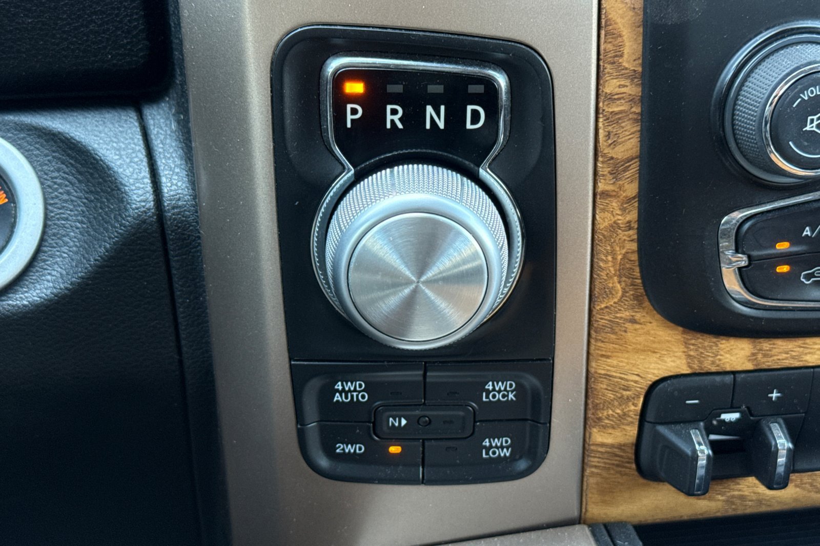 Used 2016 RAM 1500 Laramie Longhorn w/ Convenience Group AWD/4WD image 30