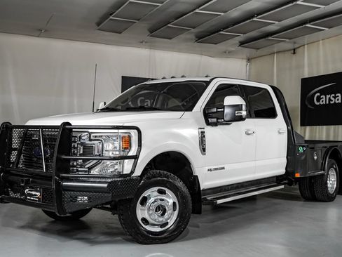 Used 2022 Ford F350 Lariat w/ Lariat Ultimate Package AWD/4WD image 4
