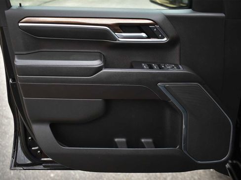 Used 2022 Chevrolet Silverado 1500 LT image 21