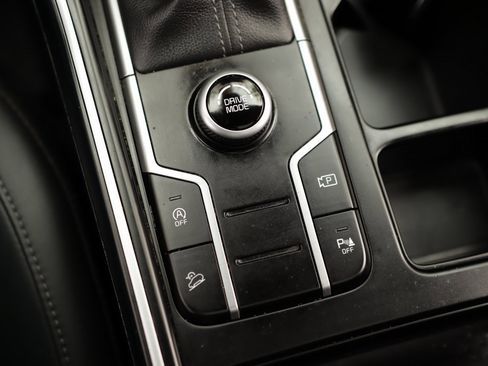 Used 2023 Kia Sorento S w/ Panoramic Sunroof Package image 19