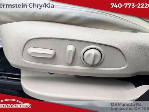 Used 2021 Buick Enclave Essence image 15