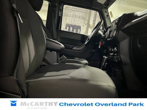 Used 2017 Jeep Wrangler Unlimited Sport w/ Connectivity Group image 22