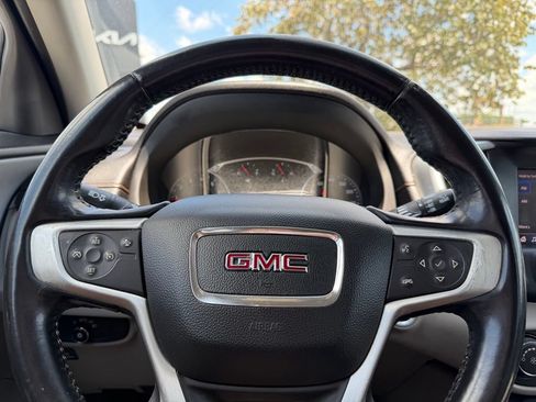 Used 2020 GMC Terrain SLE FWD image 15