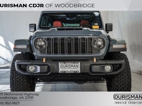 Used 2024 Jeep Wrangler Unlimited Rubicon 392 image 2