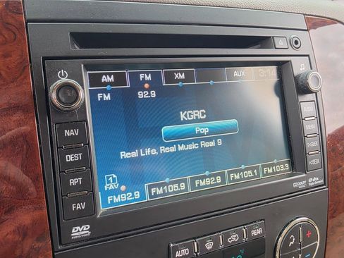 Used 2011 Chevrolet Tahoe LTZ image 11