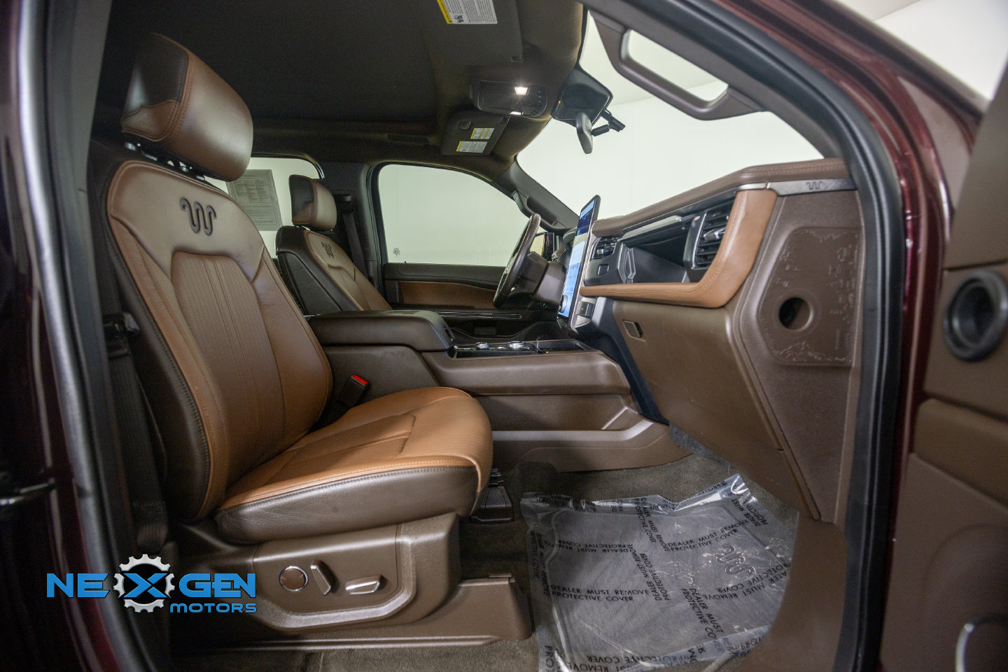 Used 2024 Ford Expedition King Ranch AWD/4WD image 8