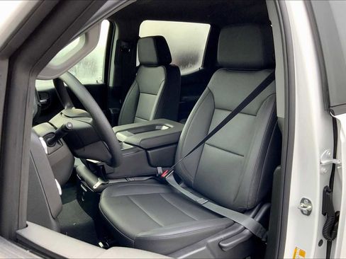 New 2025 GMC Sierra 1500 Pro w/ Graphite Edition image 9