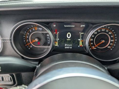 Used 2020 Jeep Gladiator Overland image 16