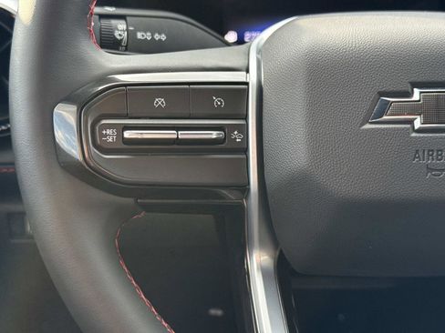 Used 2023 Chevrolet Colorado Z71 w/ Z71 Convenience Package 2 image 8