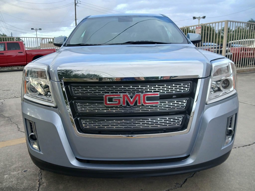 Used 2015 GMC Terrain SLE FWD image 2