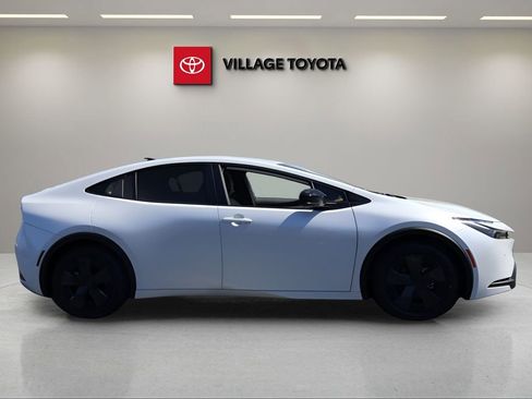 New 2026 Toyota Prius LE image 6