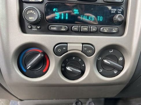 Used 2005 Chevrolet Colorado LS w/ Power Convenience Package image 17