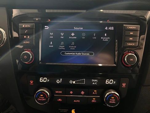 Used 2020 Nissan Rogue SV image 22