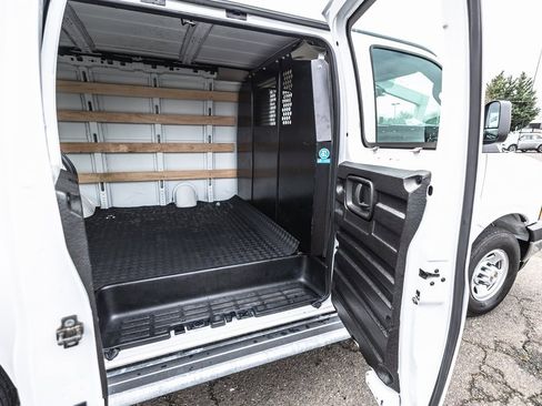 Used 2024 Chevrolet Express 2500 w/ Driver Convenience Package image 26