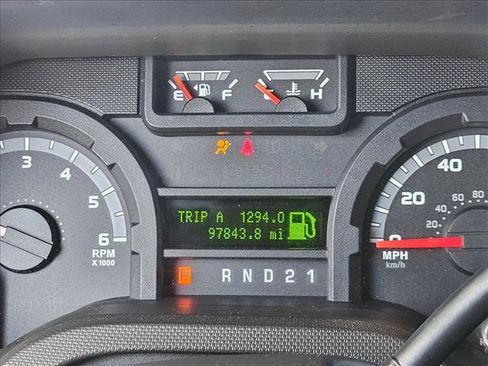 Used 2014 Ford E-350 and Econoline 350 XLT RWD image 11