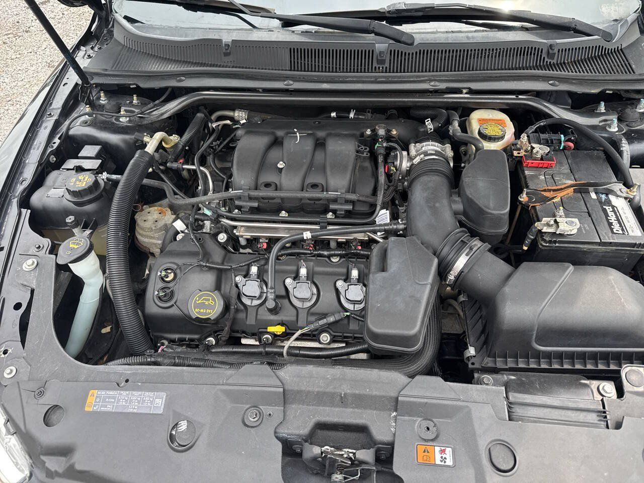 Used 2017 Ford Taurus Police Interceptor AWD image 5