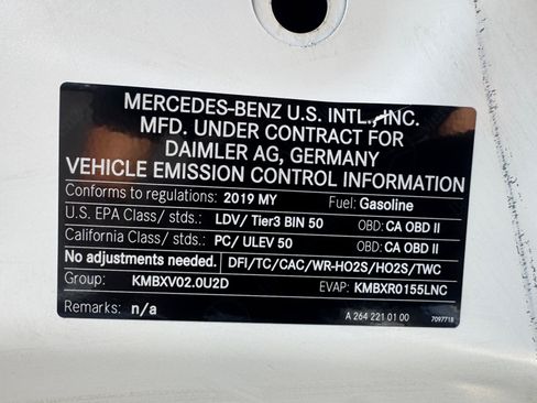 Used 2019 Mercedes-Benz C 300 Sedan image 17