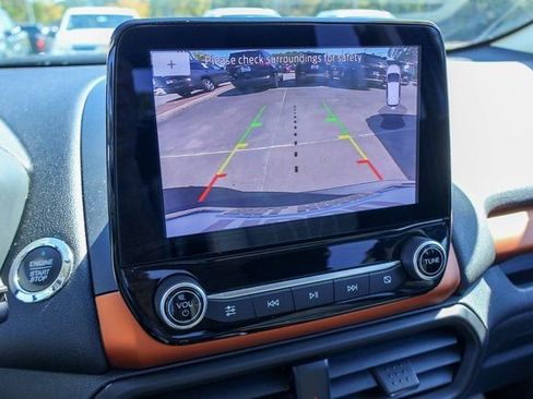 Used 2021 Ford EcoSport SE w/ SE Convenience Package image 5