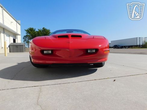 Used 1997 Pontiac Firebird Formula image 8