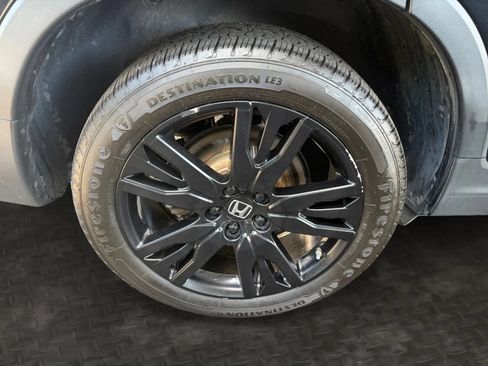 Used 2021 Honda Pilot Black Edition image 42