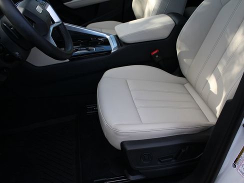 New 2025 Audi Q5 2.0T Premium Plus image 20