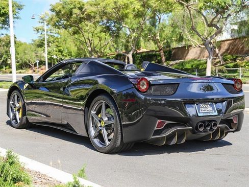 Used 2013 Ferrari 458 Spider RWD image 10