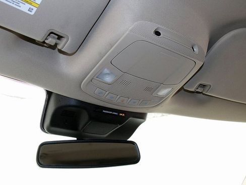 Used 2024 Ford Expedition Max XLT image 23