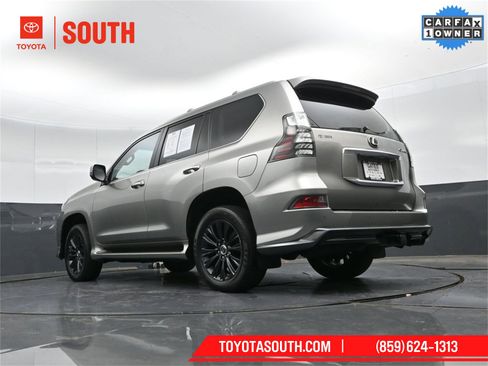 Used 2023 Lexus GX 460 Luxury image 41