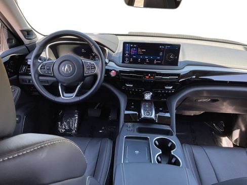 Used 2025 Acura MDX SH-AWD w/ Technology Package image 14