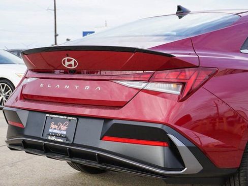 New 2026 Hyundai Elantra SEL Sport Premium FWD image 5