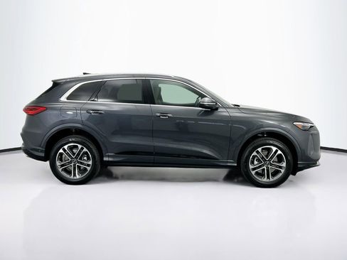 Used 2025 Audi Q5 Premium Plus w/ Premium Plus AWD/4WD image 5