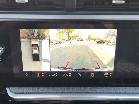 Used 2024 GMC Sierra 2500 Denali w/ Denali Reserve Package image 15