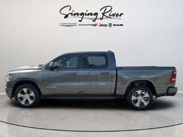 Used 2023 RAM 1500 Laramie AWD/4WD image 4