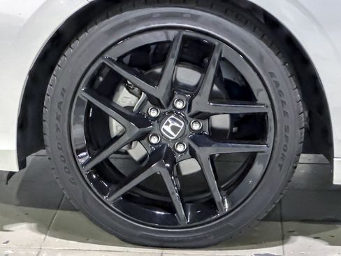Used 2024 Honda Civic Sport image 12