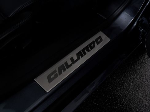 Used 2013 Lamborghini Gallardo LP 550-2 image 44
