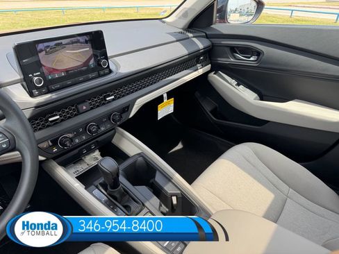 New 2025 Honda Accord SE image 12
