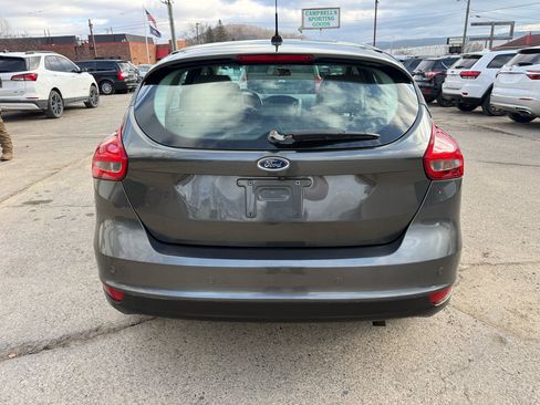 Used 2018 Ford Focus Titanium image 6