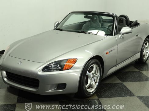 Used 2001 Honda S2000 image 18