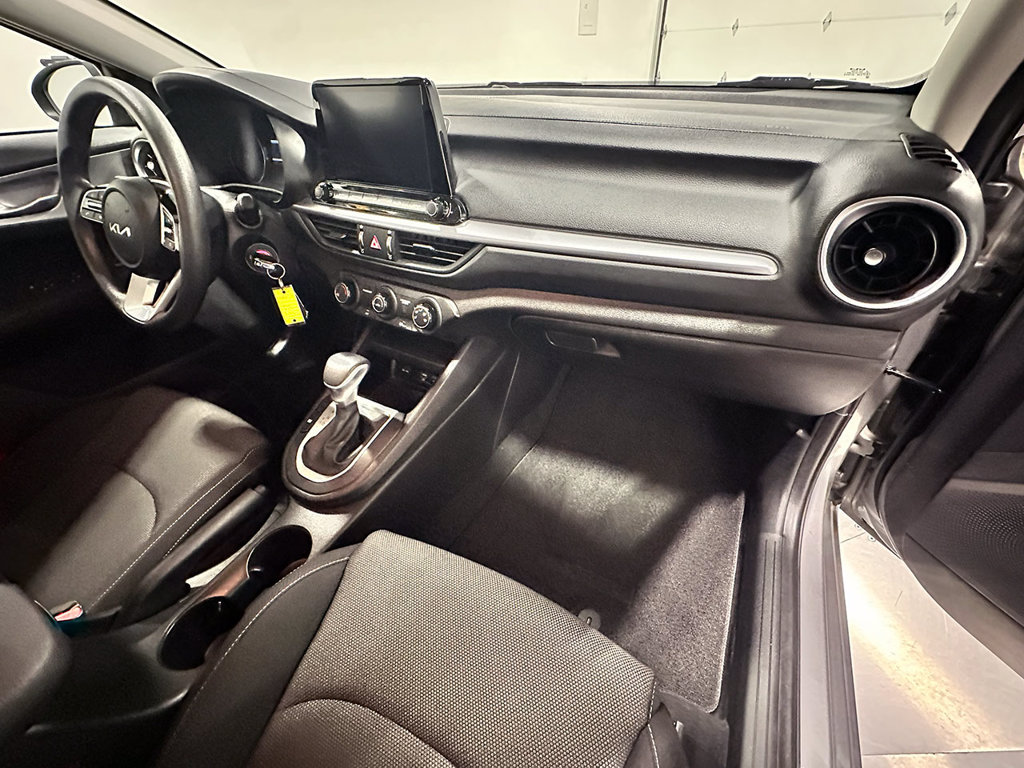 Used 2023 Kia Forte LXS FWD image 26