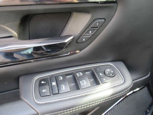 Used 2024 RAM 1500 Limited w/ Body Color Bumper Group image 18