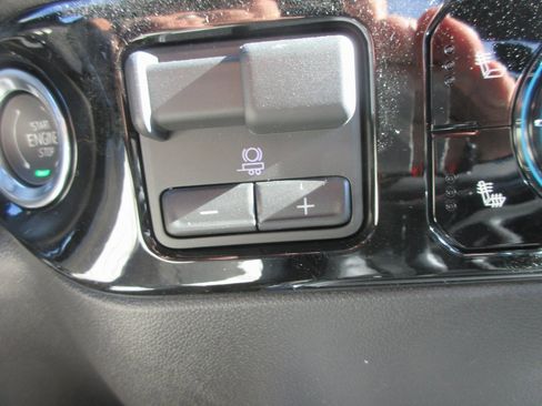 New 2026 GMC Sierra 1500 Elevation image 19