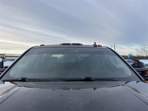 Used 2019 Chevrolet Silverado 2500 High Country image 25