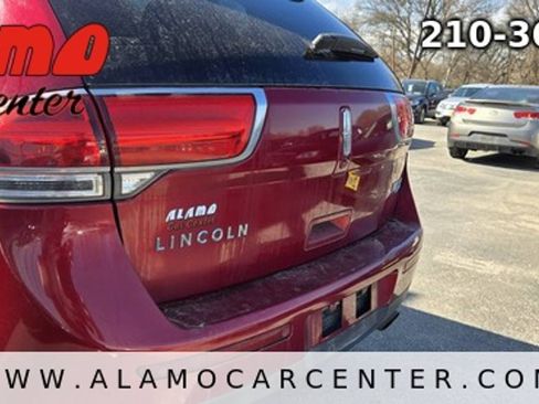 Used 2013 Lincoln MKX FWD image 11