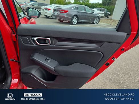 Used 2024 Honda Civic Sport image 11