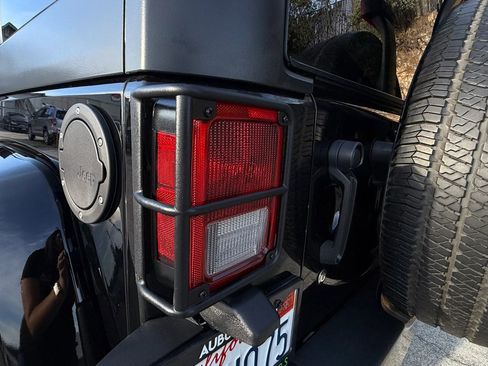 Used 2015 Jeep Wrangler Unlimited Sport AWD/4WD image 24