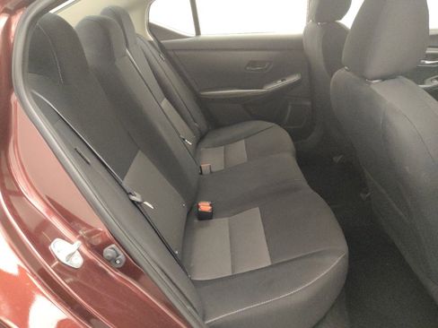 Used 2025 Nissan Sentra SV image 19