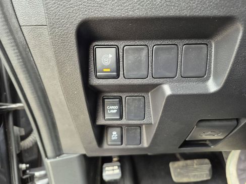 Used 2024 Nissan Frontier Pro-X w/ Technology Package RWD image 6