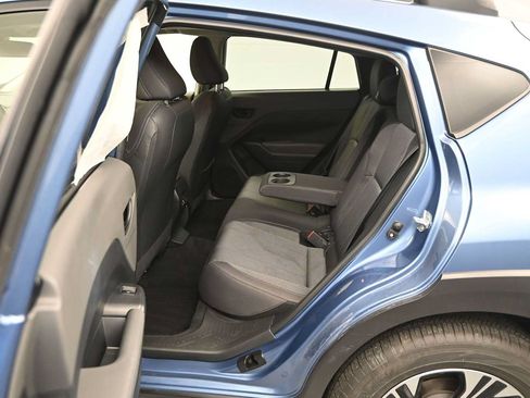 Used 2024 Subaru Crosstrek 2.0i Premium AWD/4WD image 8