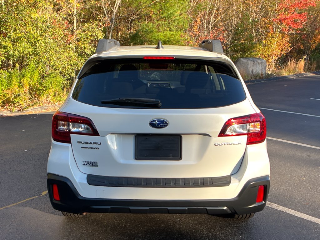 Used 2019 Subaru Outback 2.5i Premium AWD/4WD image 4