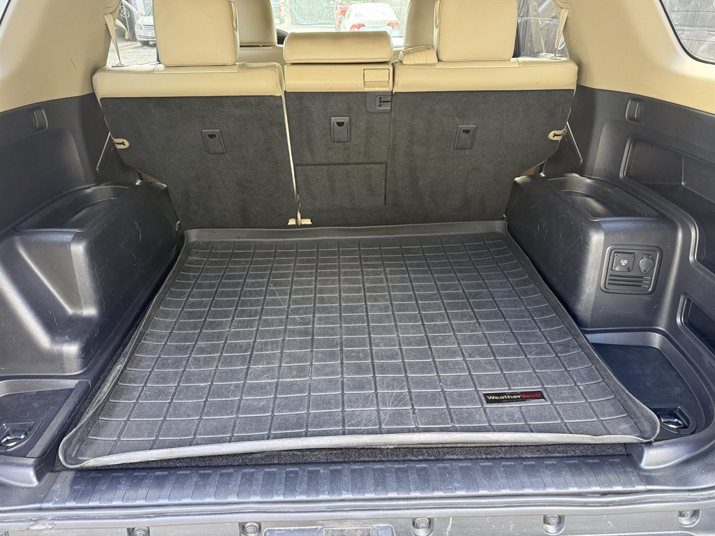 Used 2018 Toyota 4Runner SR5 Premium AWD/4WD image 24